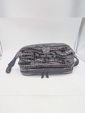 Amerileather Leather Croc-Embossed Travel Dopp Kit - Brown 10x6x7